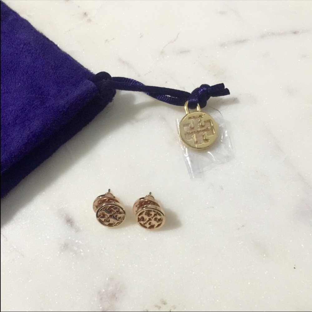 Tory Burch circle stud earrings - Picture 3 of 4